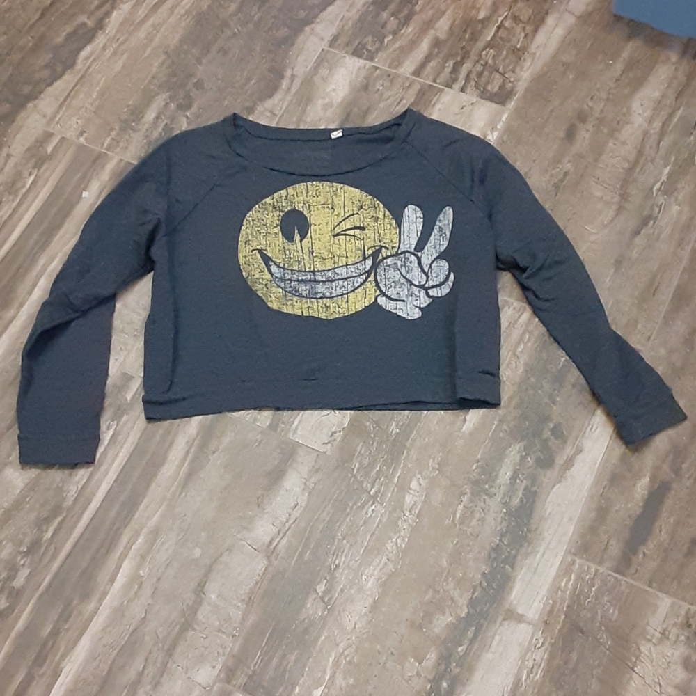 Girls size extra large grey cropped sweatshirt